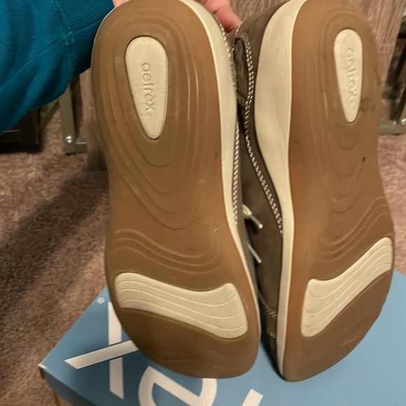 Aetrex Dana sneaker - Picture 6 of 8